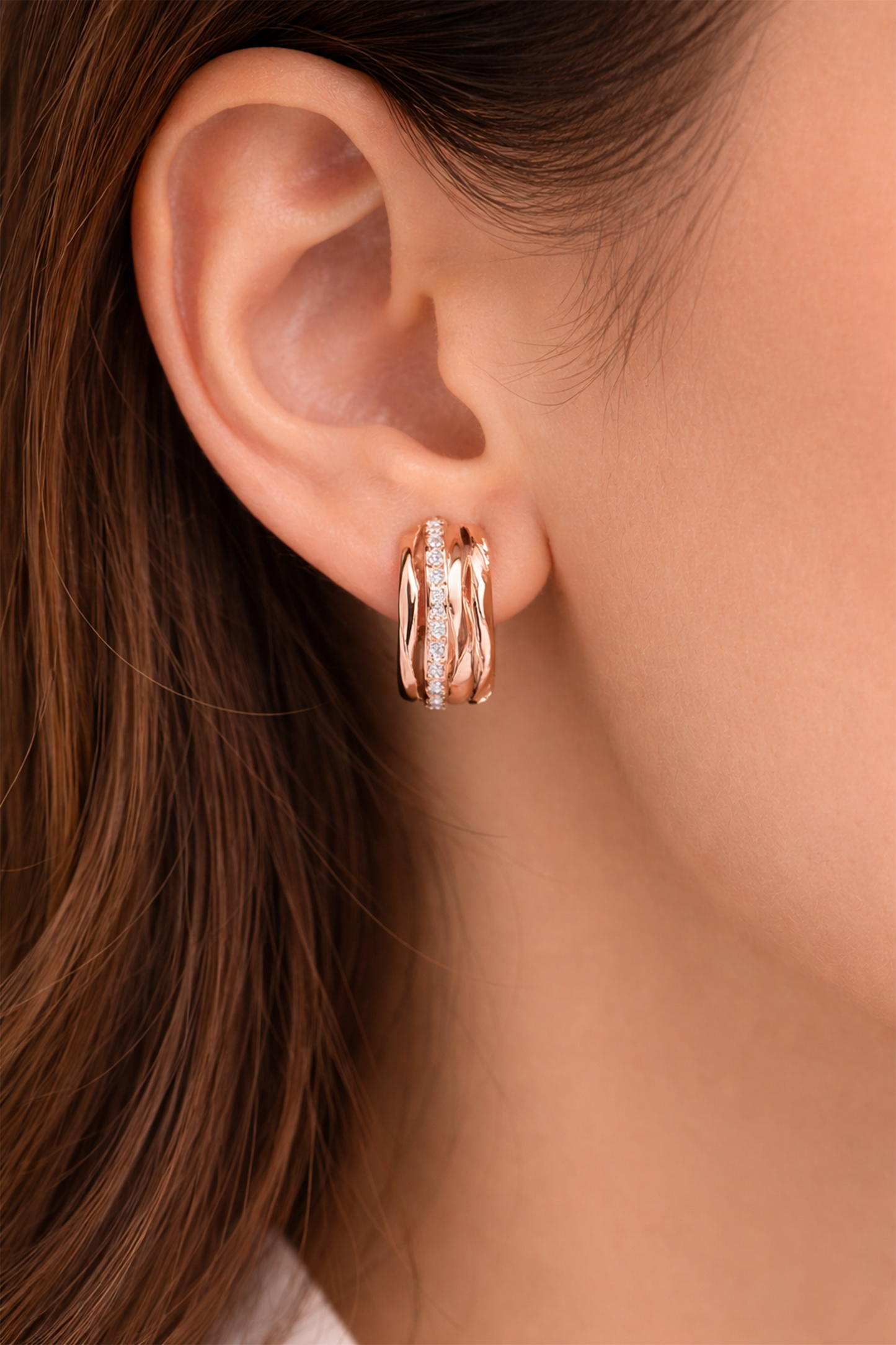 Aurora Triple-Band Ribbed Huggie Earrings
