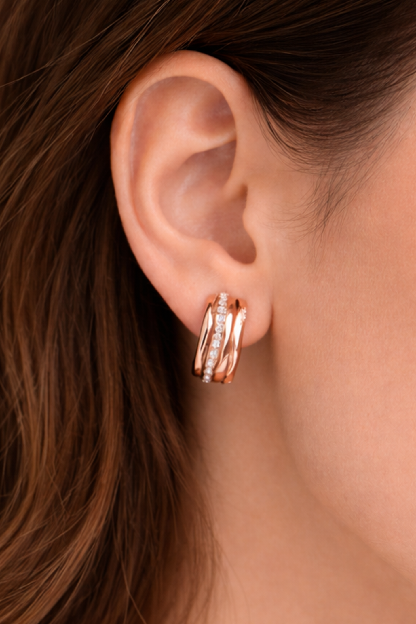 Aurora Triple-Band Ribbed Huggie Earrings
